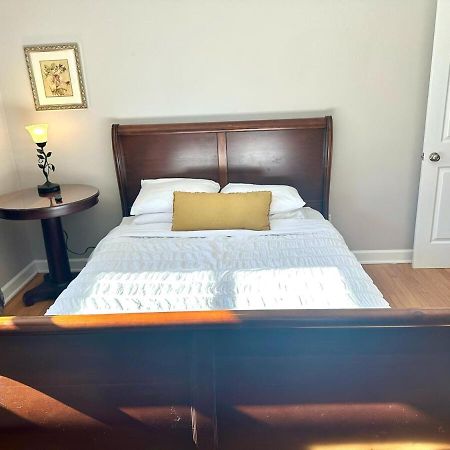Humble Abode Hotel Hickory Bagian luar foto