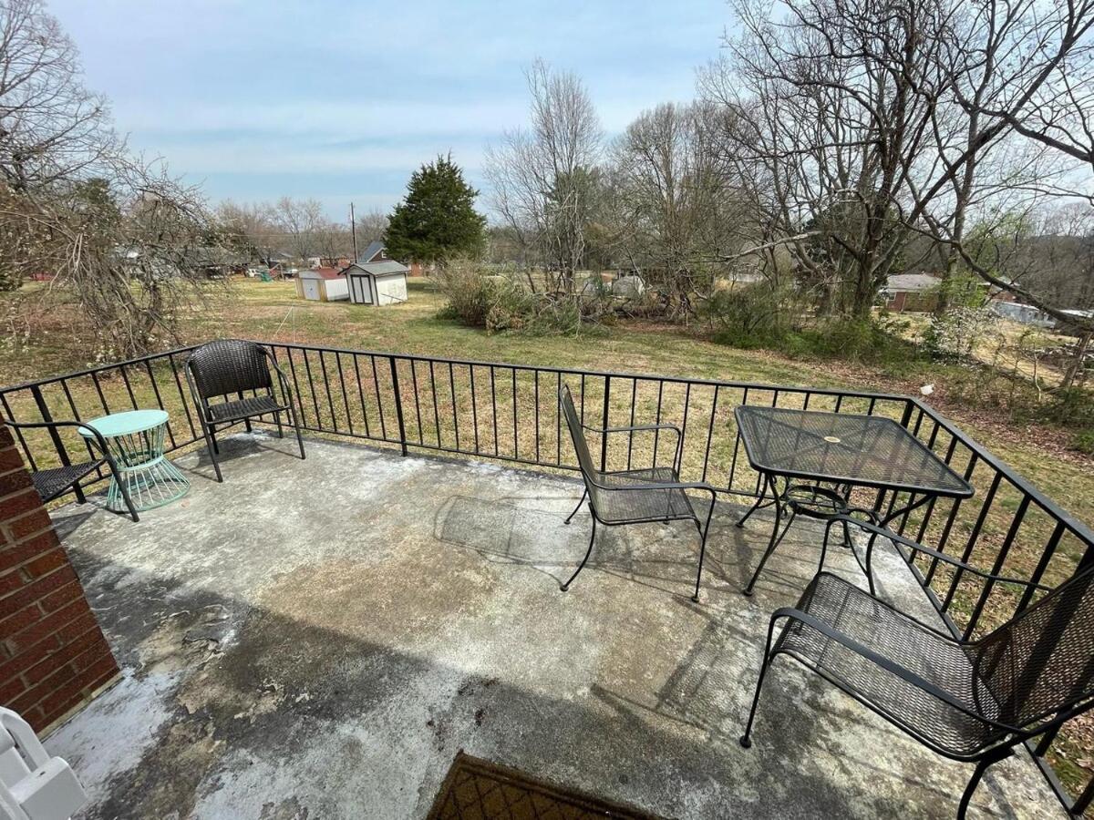 Humble Abode Hotel Hickory Bagian luar foto